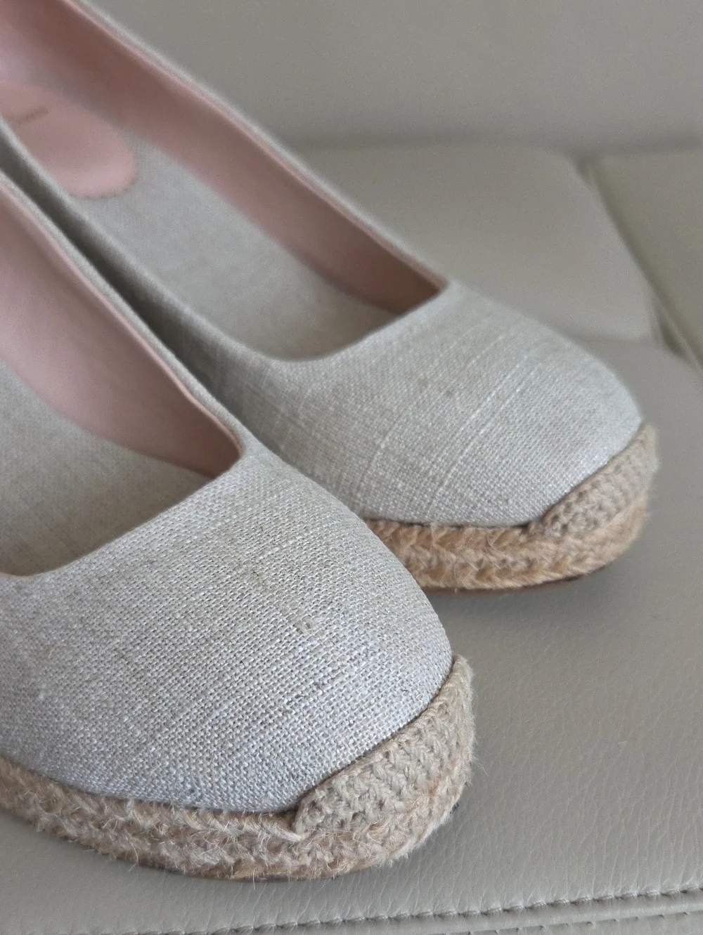 J. Crew Neutral Linen Espadrille Wedges with Pink Lining Size 9.5